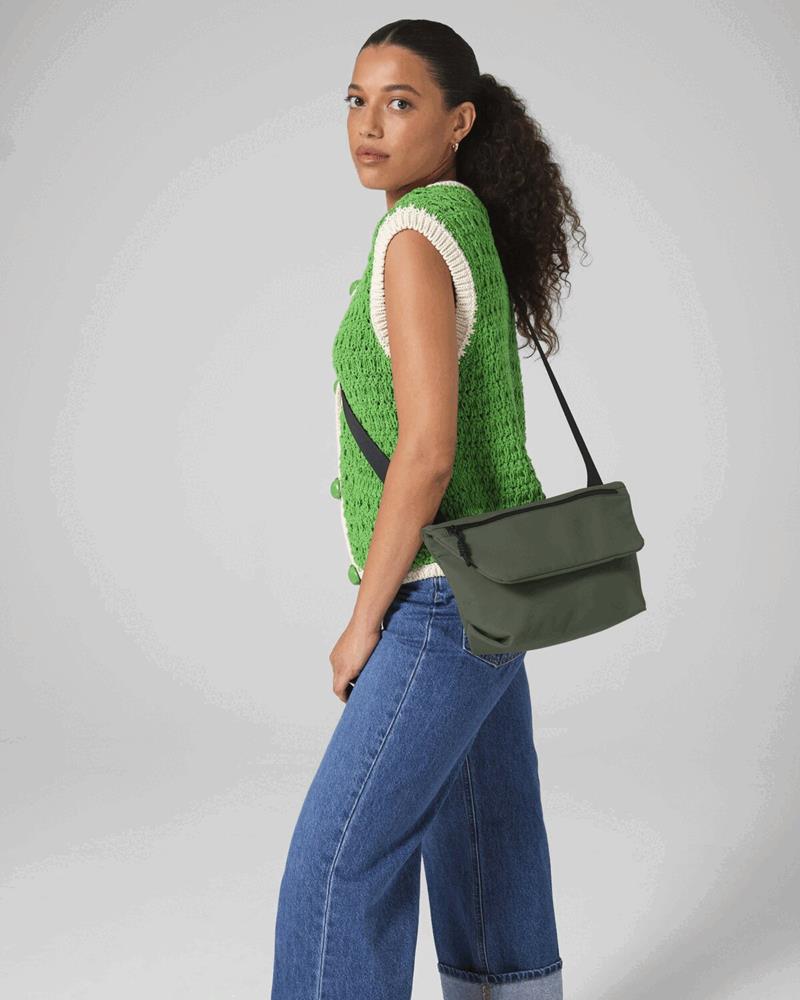 COOZO-Minimal Lifestyle Mini Messenger