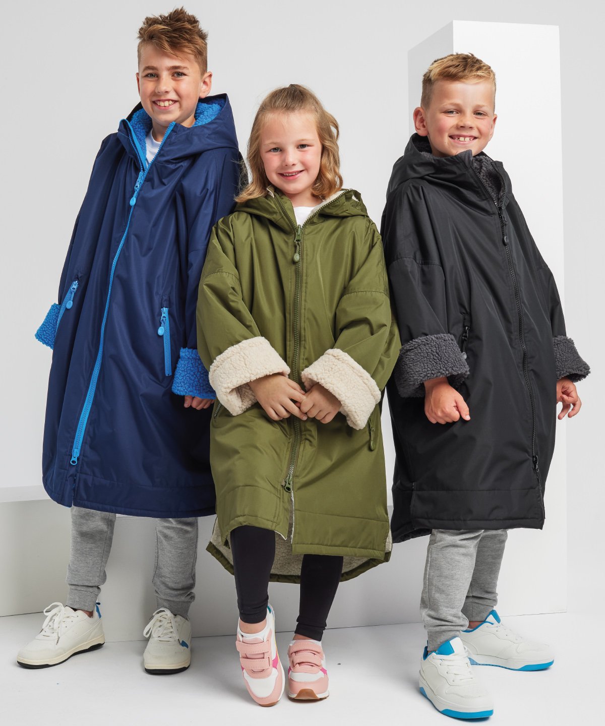 COOZO-Kids TriDri? All-seasons waterproof changing robe